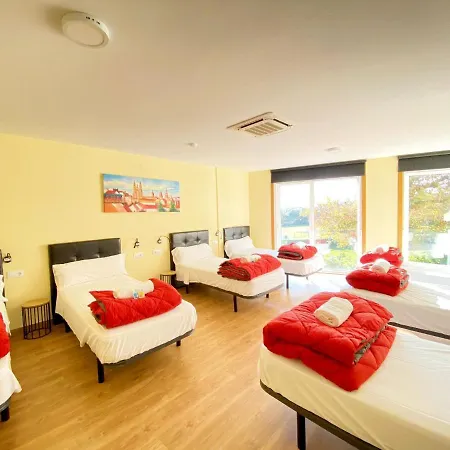 Cruce De Caminos Hostel Arzua