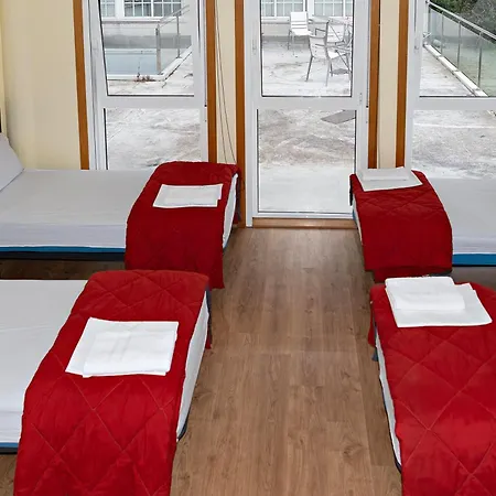 Hostel Cruce De Caminos Arzúa
