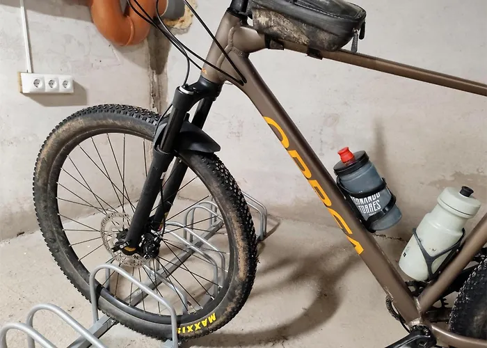 Cruce De Caminos * Arzúa